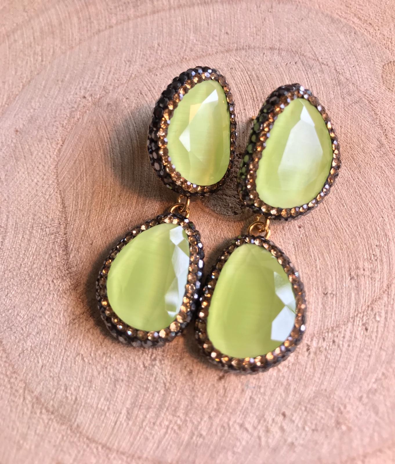 Lily earring Colours Lime Green Sizes Adaptable