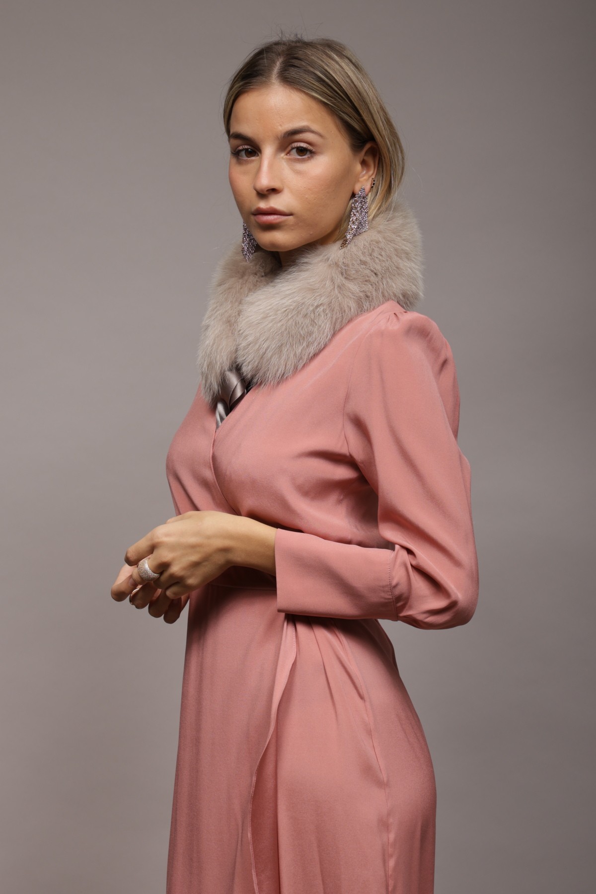 Collar Verona Sizes One size Colours Beige